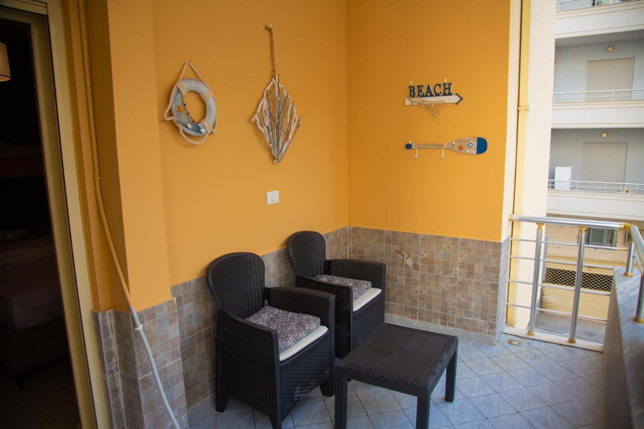 Gloria'S Apartment Lungomare Vlorë Esterno foto